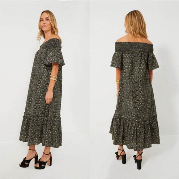 Hyacinth House Black Floral Shirred Capri Off the Shoulder Maxi Dress Large